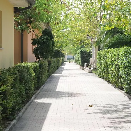 Villaggio Europa Unita Lägenhetshotell Silvi Marina